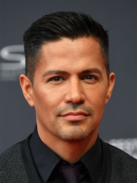 jay hernandez